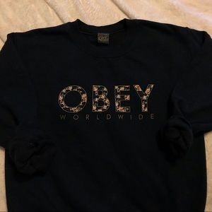 obey sweatshirt